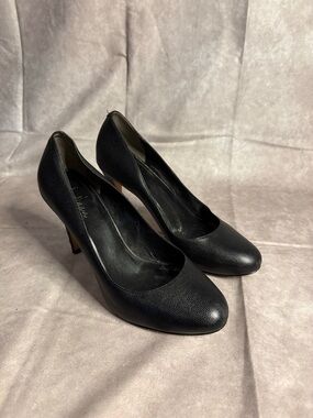 Cole Haan Nike Air Black Textured Leather Heels Sz 7.5B